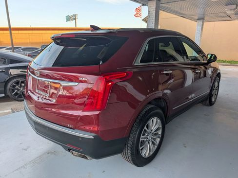 Used 2017 Cadillac XT5 Luxury w/ Driver Awareness Package image 5