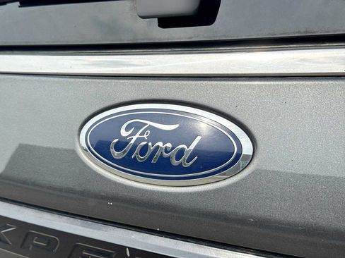 Used 2020 Ford Expedition Limited w/ Equipment Group 303A AWD/4WD image 11