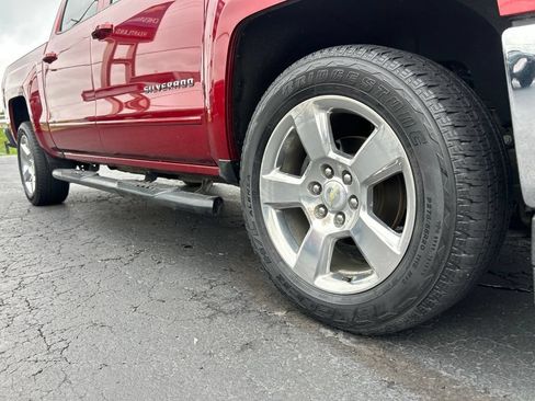 Used 2018 Chevrolet Silverado 1500 LT w/ All Star Edition RWD image 11