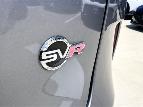 Used 2020 Jaguar F-PACE SVR AWD/4WD image 10