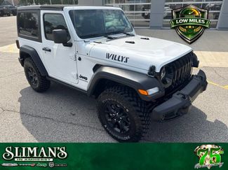 Used 2023 Jeep Wrangler Sport AWD/4WD video 1
