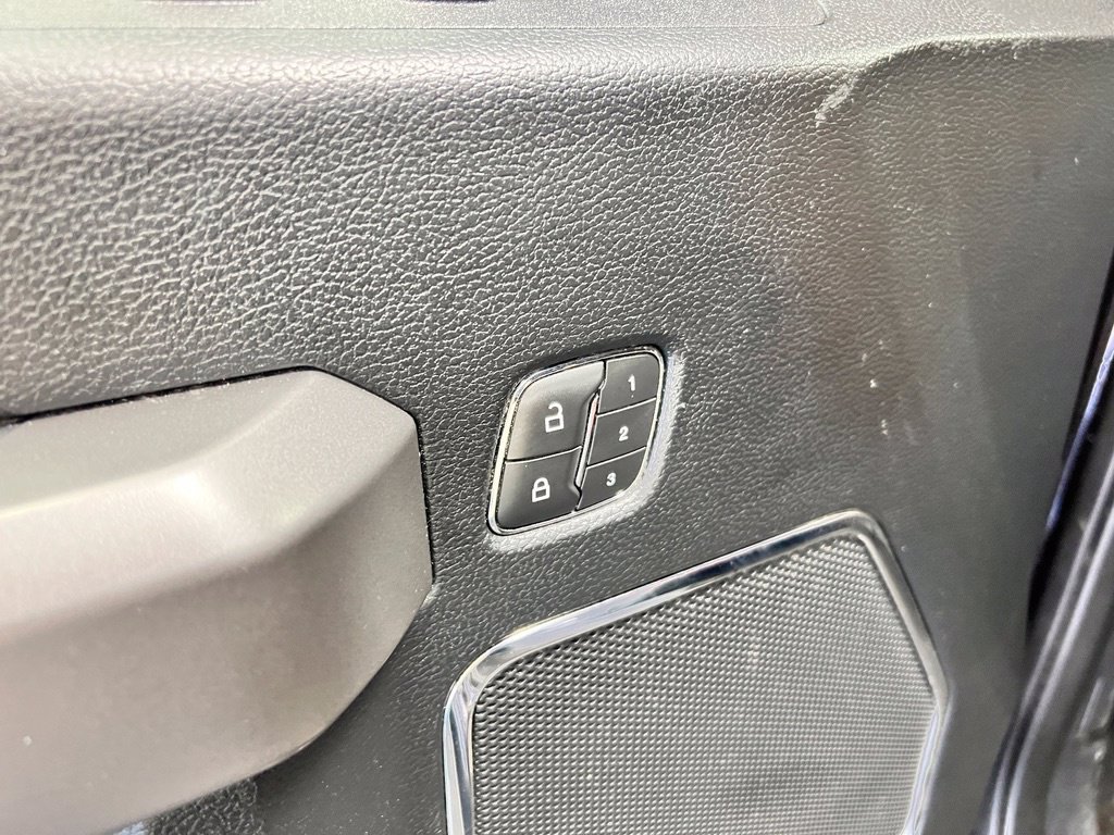 Used 2019 Ford F150 Platinum w/ Technology Package AWD/4WD image 23