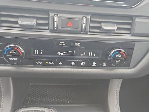 Certified 2024 Nissan Pathfinder S image 20