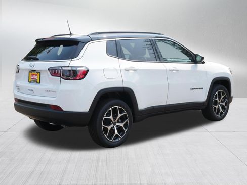 New 2026 Jeep Compass Limited w/ Sun, Sound & Navigation Group AWD/4WD image 7
