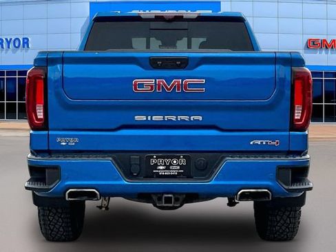 Used 2022 GMC Sierra 1500 AT4 w/ Technology Package AWD/4WD image 6