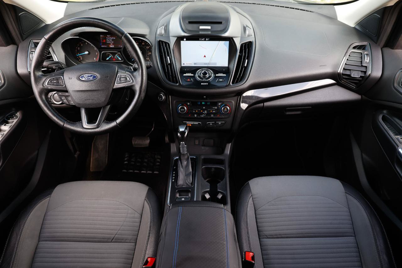 Used 2017 Ford Escape Titanium FWD image 2