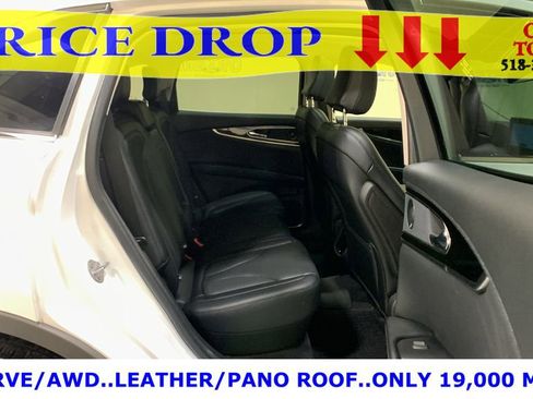 Used 2023 Lincoln Nautilus Reserve w/ Equipment Group 201A image 15