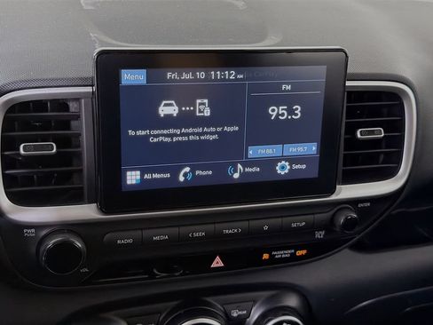 Used 2023 Hyundai Venue SEL FWD image 34