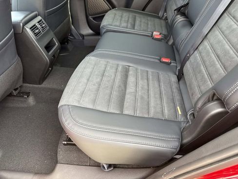 New 2026 Mitsubishi Outlander SE FWD image 14