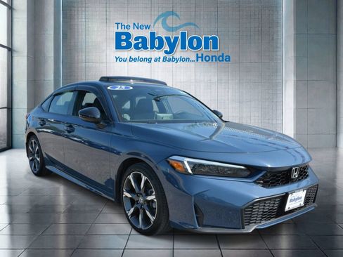 Used 2025 Honda Civic Sport Touring image 6
