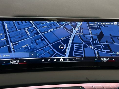 Used 2025 BMW X3 xDrive30i w/ Convenience Package image 19