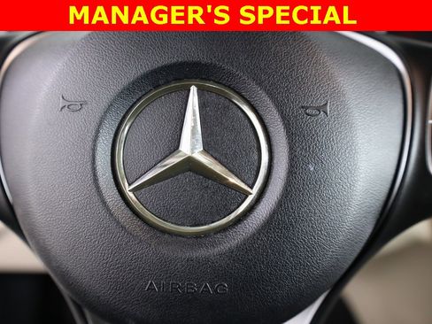Used 2016 Mercedes-Benz C 300 4MATIC Sedan image 13