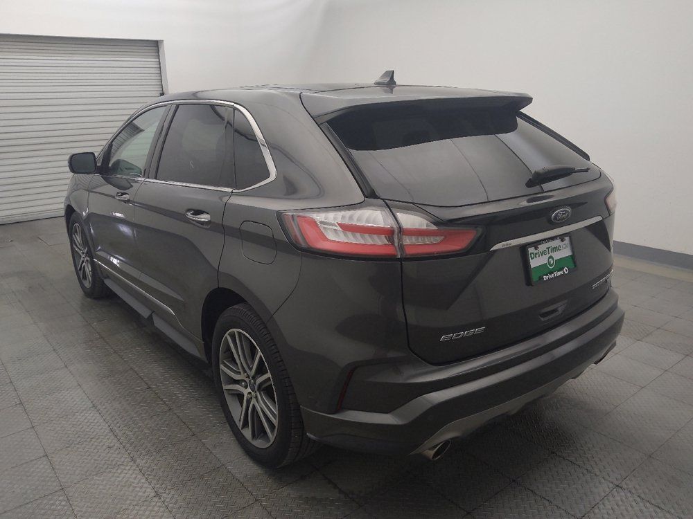 Used 2019 Ford Edge Titanium w/ Equipment Group 301A FWD image 5