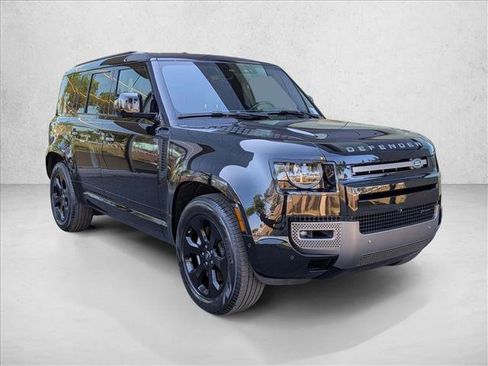 Used 2023 Land Rover Defender 110 X-Dynamic SE AWD/4WD image 3