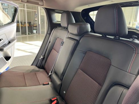 New 2026 Nissan Kicks SR w/ SR Premium Package image 17