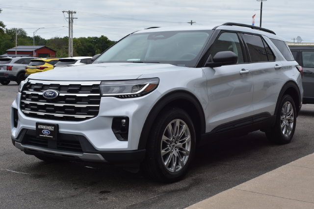Used 2026 Ford Explorer Active w/ Active Comfort Package AWD/4WD image 15