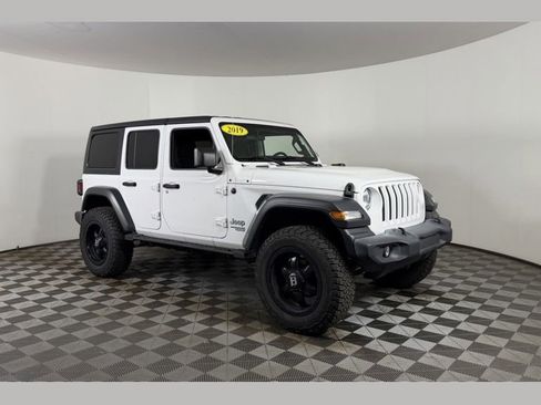 Used 2019 Jeep Wrangler Unlimited Sport S AWD/4WD image 1