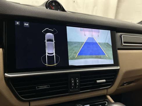 Used 2019 Porsche Cayenne AWD/4WD image 23