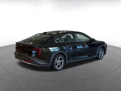 Used 2025 Kia K4 LXS image 15