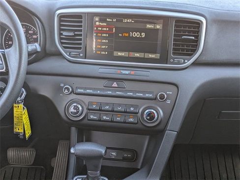 Used 2021 Kia Sportage LX image 21