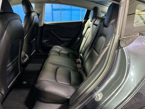 Used 2022 Tesla Model 3 Long Range image 31