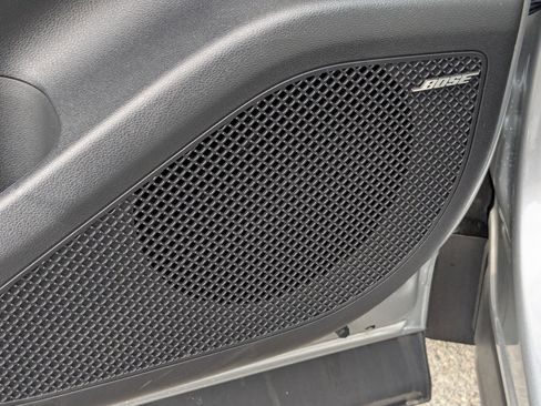 New 2025 Hyundai Tucson Limited image 17