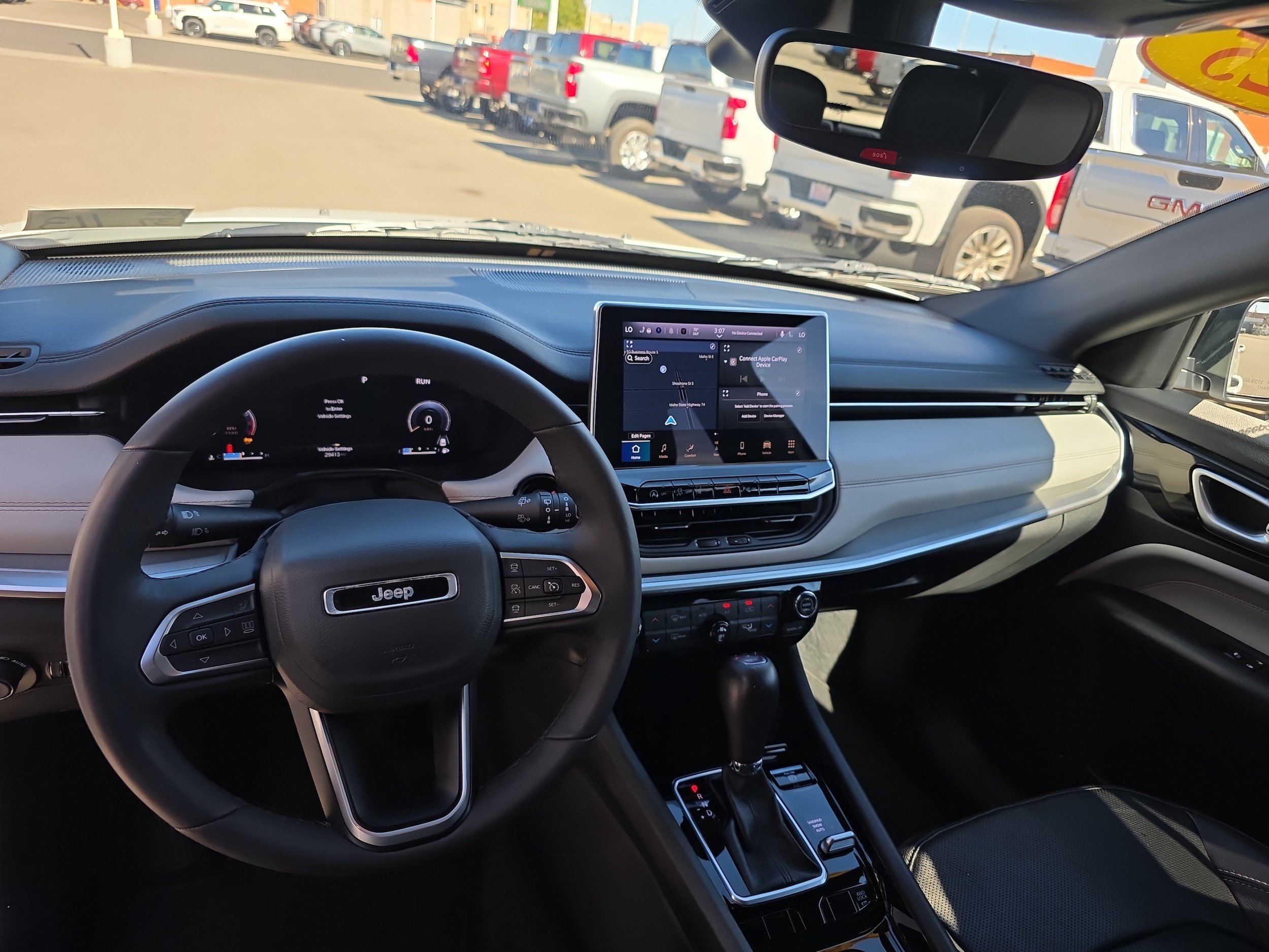 Used 2025 Jeep Compass Limited w/ Elite Group AWD/4WD image 3