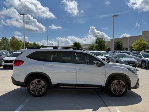 Used 2025 Subaru Ascent Bronze Edition AWD/4WD image 6