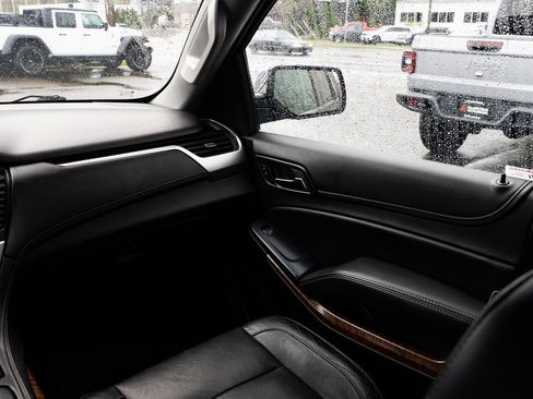 Used 2017 Chevrolet Tahoe Premier image 10