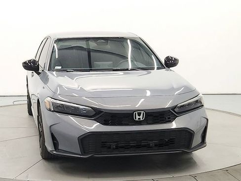 Used 2025 Honda Civic Sport image 2
