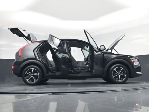 New 2026 Kia Niro LX FWD image 30