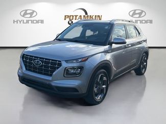 Used 2024 Hyundai Venue SEL FWD video 1