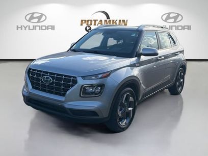 Used 2024 Hyundai Venue SEL