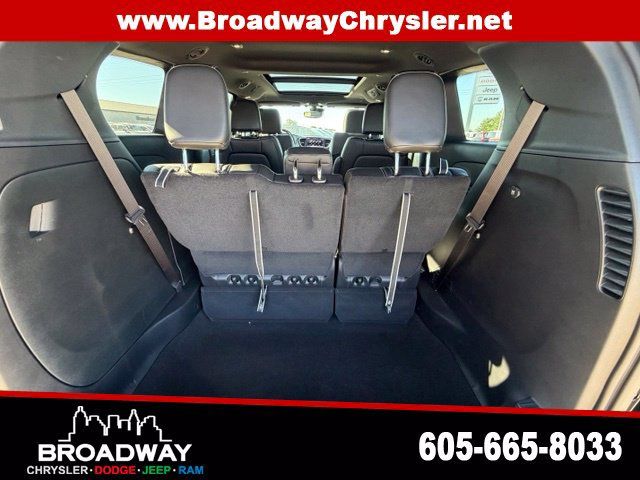 New 2027 Chrysler Pacifica Select FWD image 13