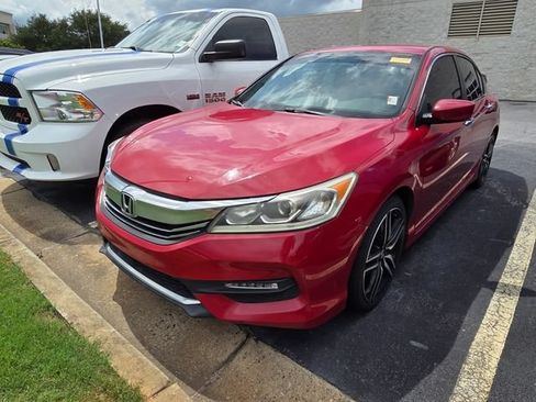 Used 2017 Honda Accord Sport Special Edition image 4