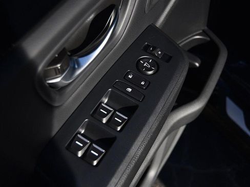 New 2025 Honda Pilot EX-L image 8