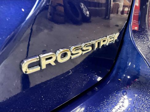 Used 2025 Subaru Crosstrek 2.0i Premium image 10