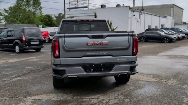 Used 2021 GMC Sierra 1500 Denali w/ Denali Ultimate Package AWD/4WD image 7