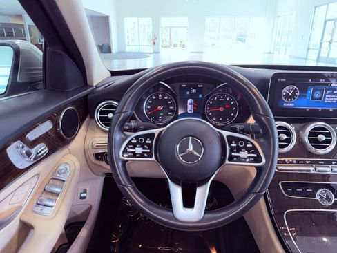 Used 2019 Mercedes-Benz C 300 Sedan image 17
