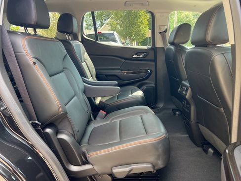 Used 2023 GMC Acadia AT4 w/ Technology Package image 27