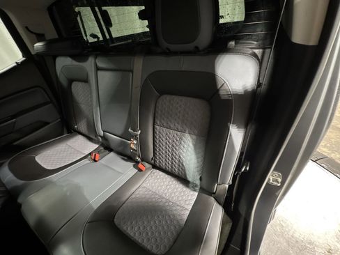 Used 2018 Chevrolet Colorado Z71 image 29