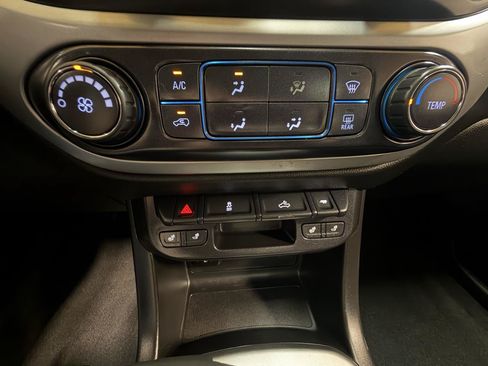 Used 2020 Chevrolet Colorado LT w/ Redline Special Edition AWD/4WD image 19