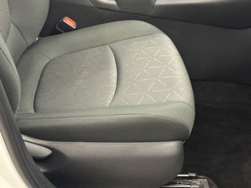 Used 2024 Toyota RAV4 XLE image 12