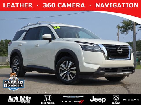 Used 2024 Nissan Pathfinder SL w/ Cargo Package AWD/4WD image 1