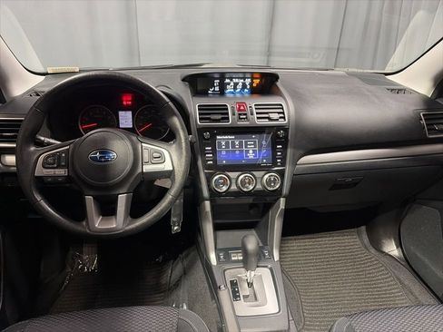 Used 2018 Subaru Forester 2.5i Premium w/ All-Weather Package AWD/4WD image 10