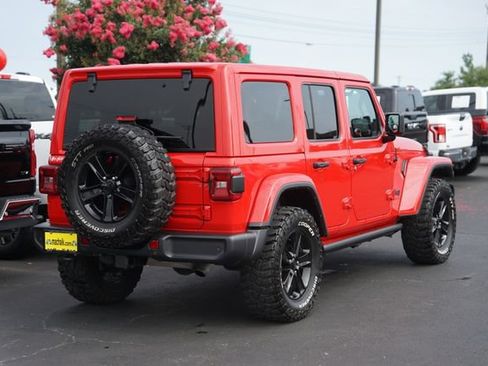 Used 2023 Jeep Wrangler Unlimited Sahara AWD/4WD image 6
