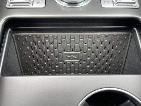 New 2025 Lincoln Nautilus Reserve image 22