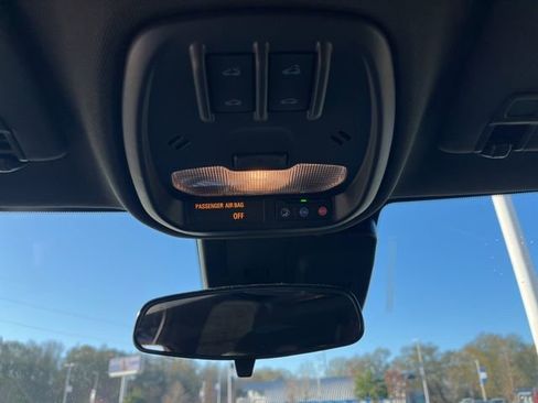 New 2026 Chevrolet Trax RS w/ Sunroof Package image 28