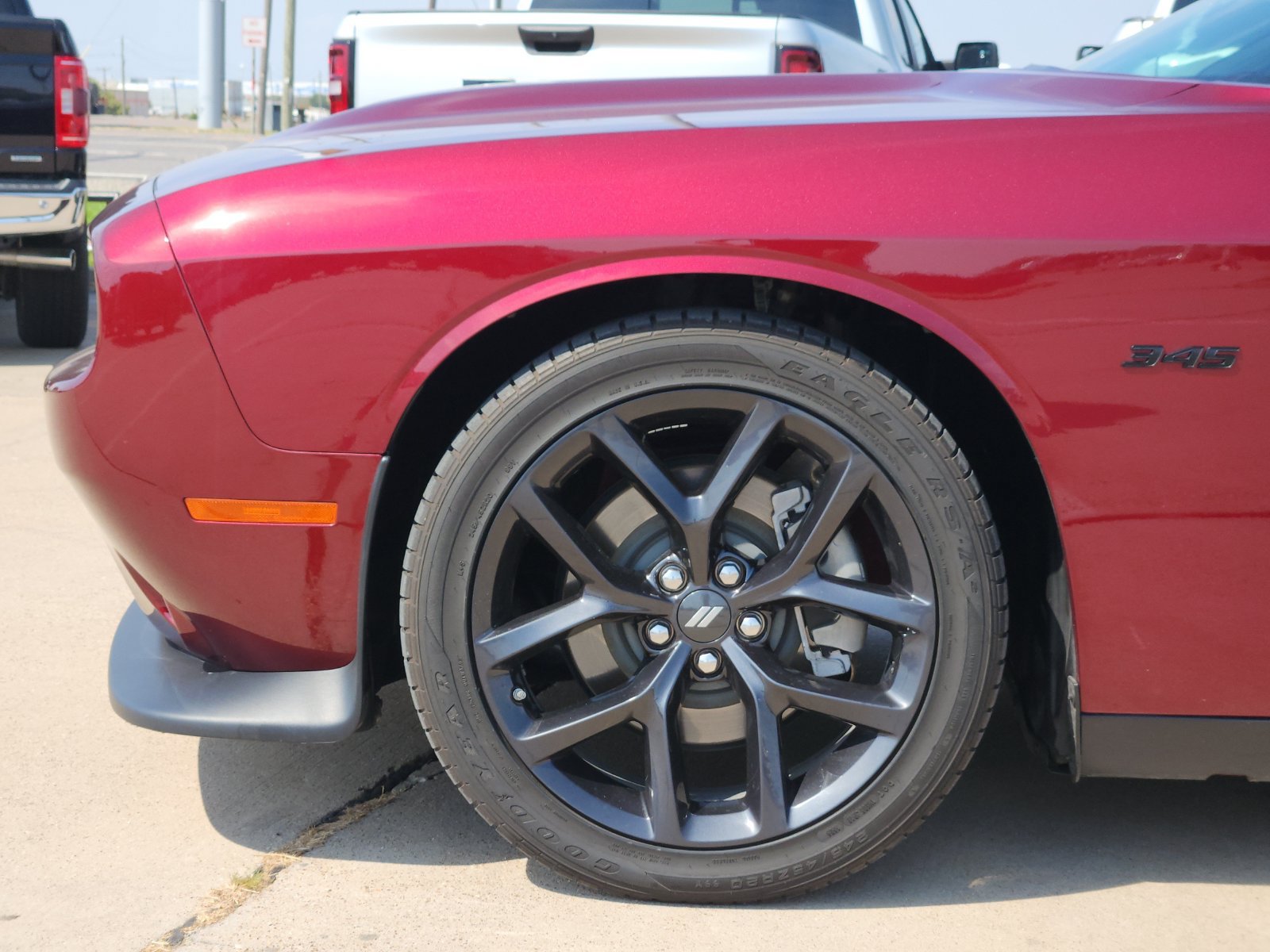 Used 2023 Dodge Challenger R/T w/ Blacktop Package RWD image 9