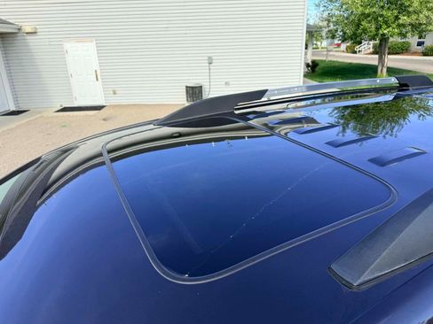 Used 2018 GMC Acadia Denali image 10